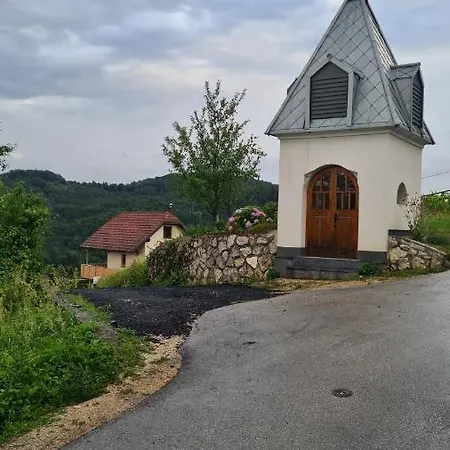 Zidanica Muhic בית נופש
